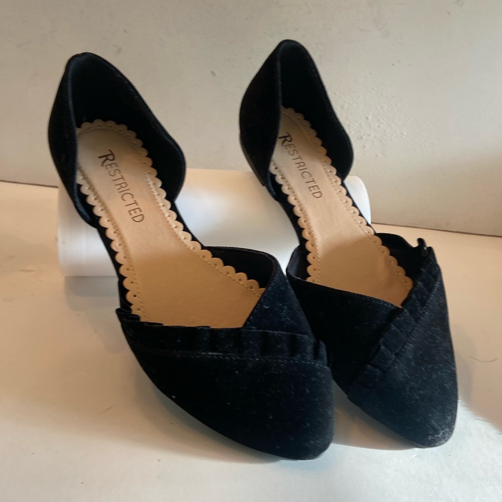 Restricted black velour velvet flats ruffle detail